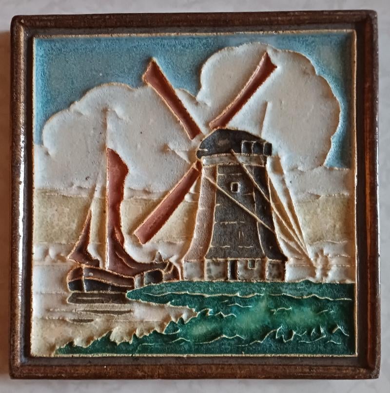 Cloisonne tegel van de porceleyne fles, Antiek en Kunst, Antiek | Wandborden en Tegels, Ophalen of Verzenden