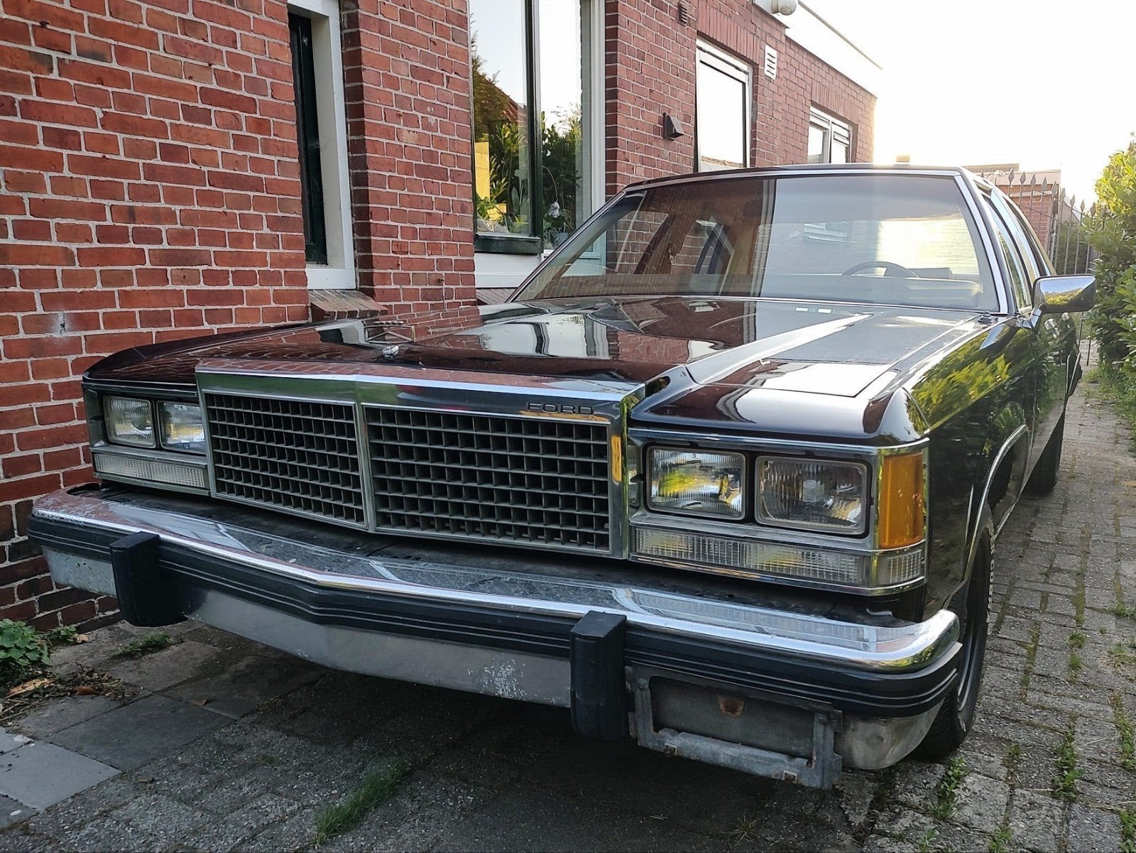 Ford ltd 1981 met werk, Auto's, Bedrijf, Te koop