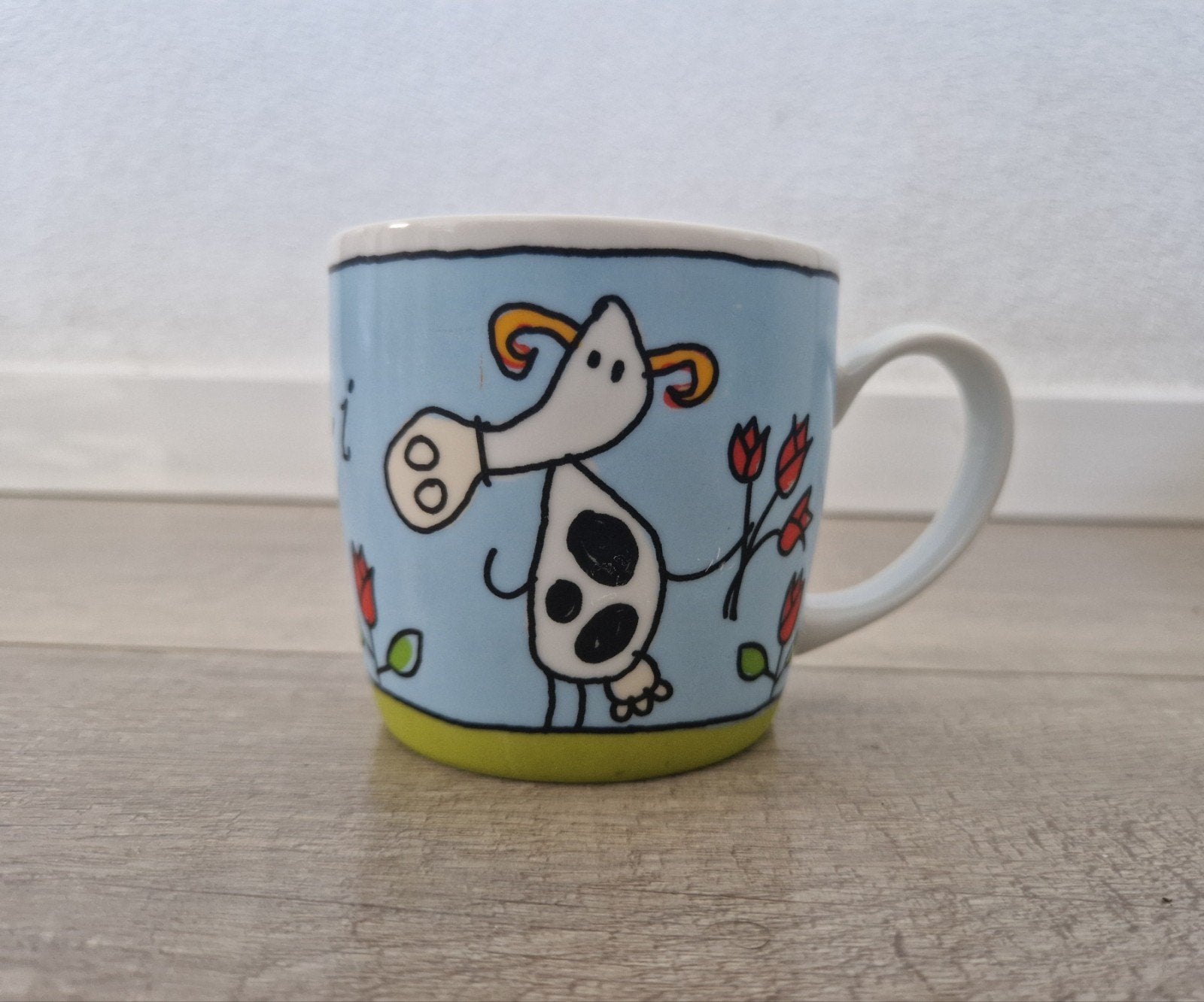 mok kop koe koei babette harms beker kleuren bloemen, Ophalen of Verzenden, Zo goed als nieuw, Overige stijlen, Kop(pen) en/of Schotel(s)