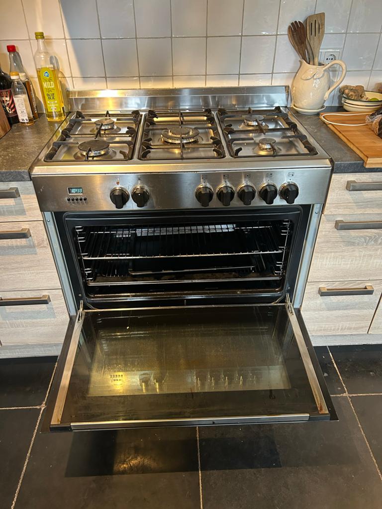 Vrijstaand gasfornuis met oven - Bertazzoni La Germania, Witgoed en Apparatuur, Ophalen, Gebruikt, Hete lucht, 60 cm of meer