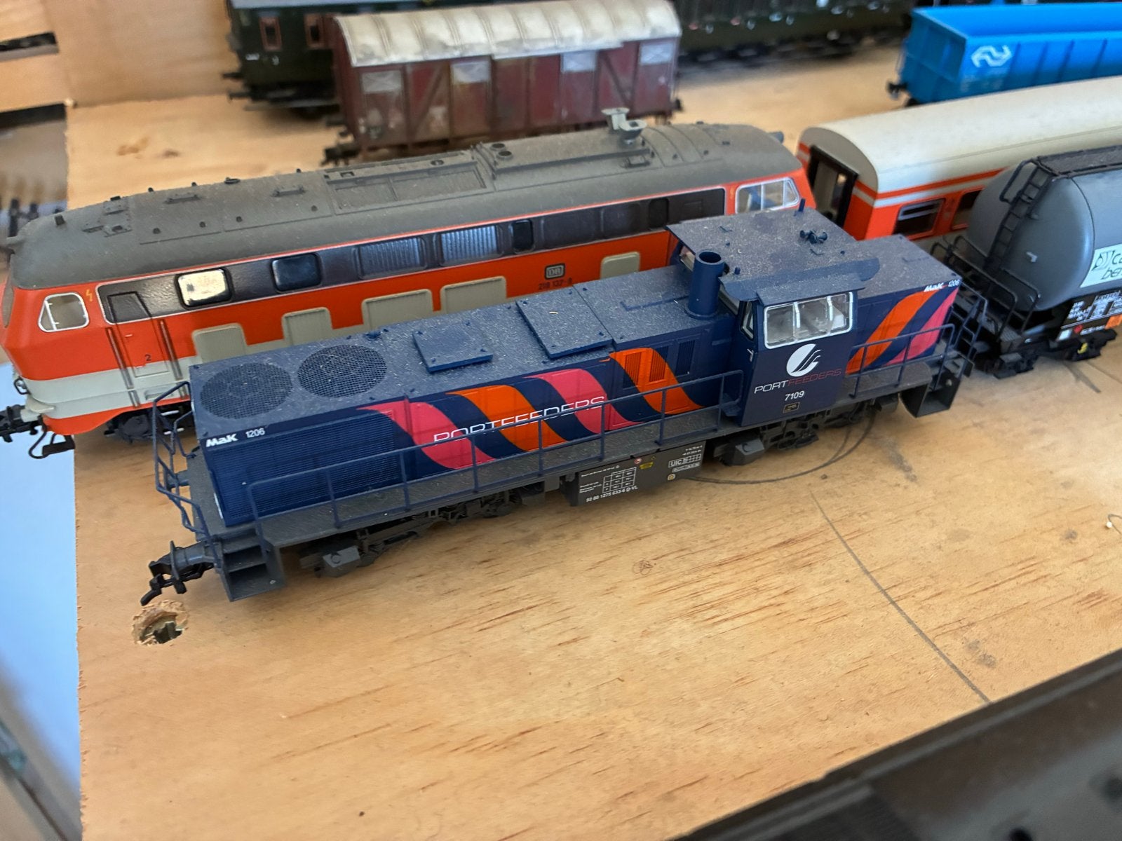 Aanbieding Portfeeders G1206  DCC Gelijkstroom, Analoog, Zo goed als nieuw, Gelijkstroom, Locomotief