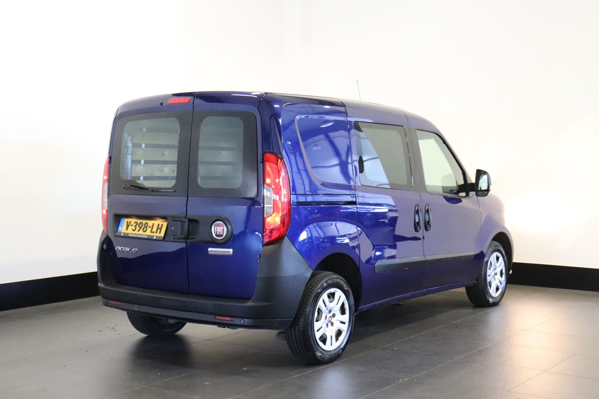 Fiat Doblò Cargo 1.3 MJ EURO6 - Airco - Navi - Cruise - €, Voorwielaandrijving, Stof, Gebruikt, 4 cilinders