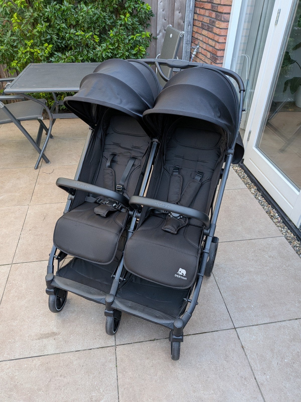 Deryan
Rolo DuoBuggy X2 XL Zwart, Kinderen en Baby's, Buggy's, Ophalen, Zo goed als nieuw, Overige merken, Verstelbare rugleuning