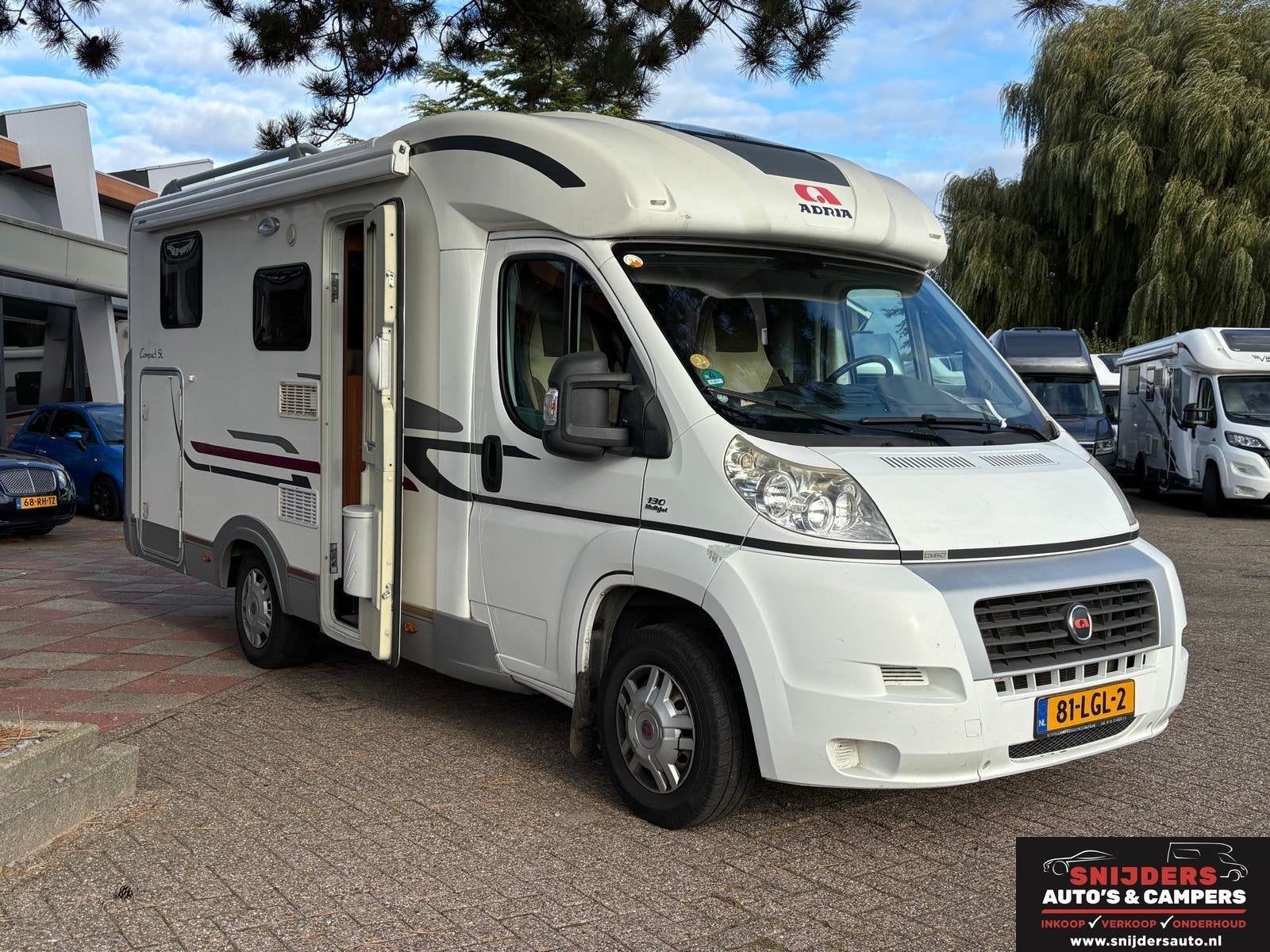 Adria mobil COMPACT SL 2010 lengtebed 1 eigenaar, Caravans en Kamperen, Bedrijf, Diesel, Adria, Airconditioning