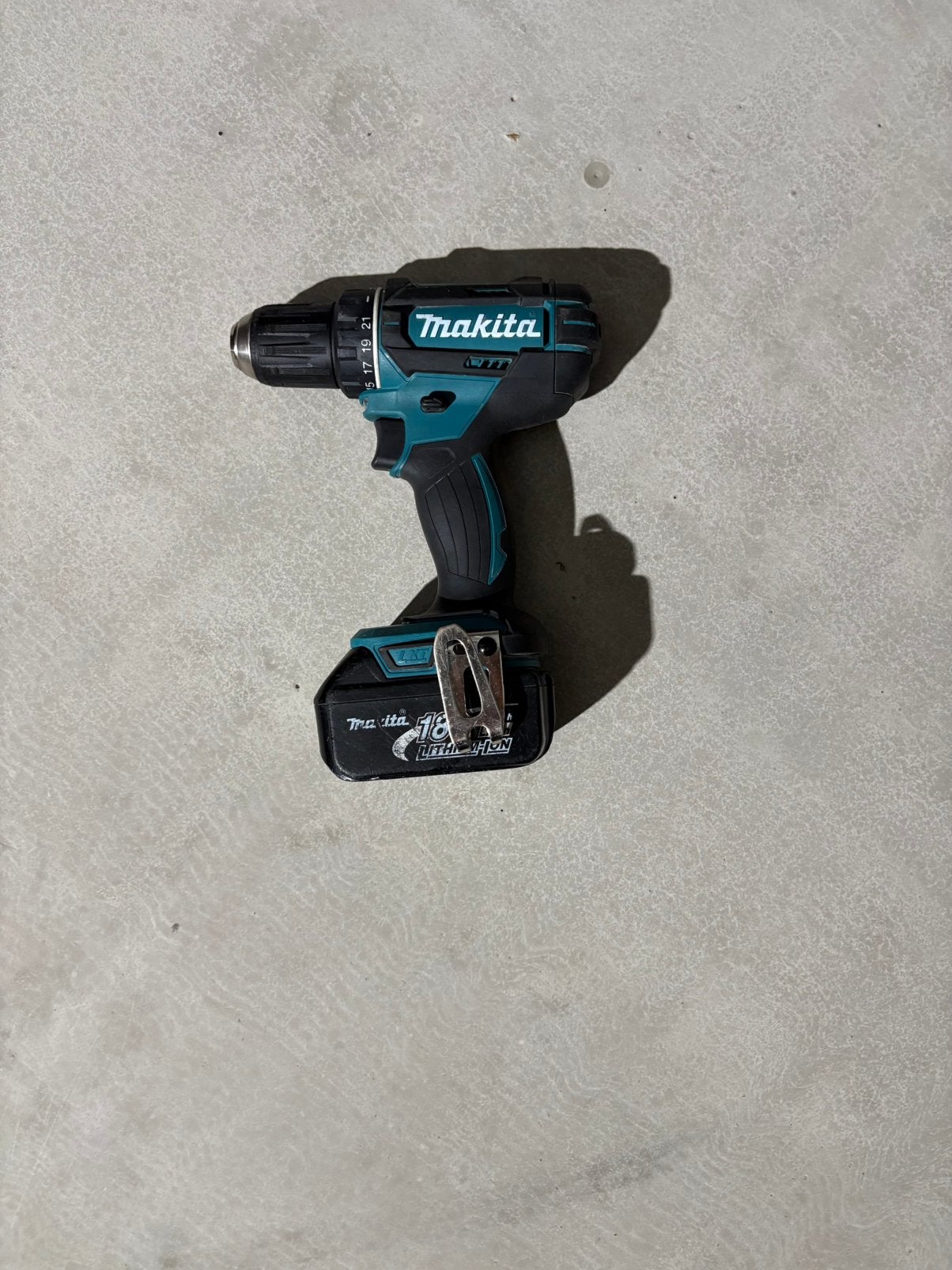 Makita accuboormachines, Ophalen of Verzenden, Zo goed als nieuw