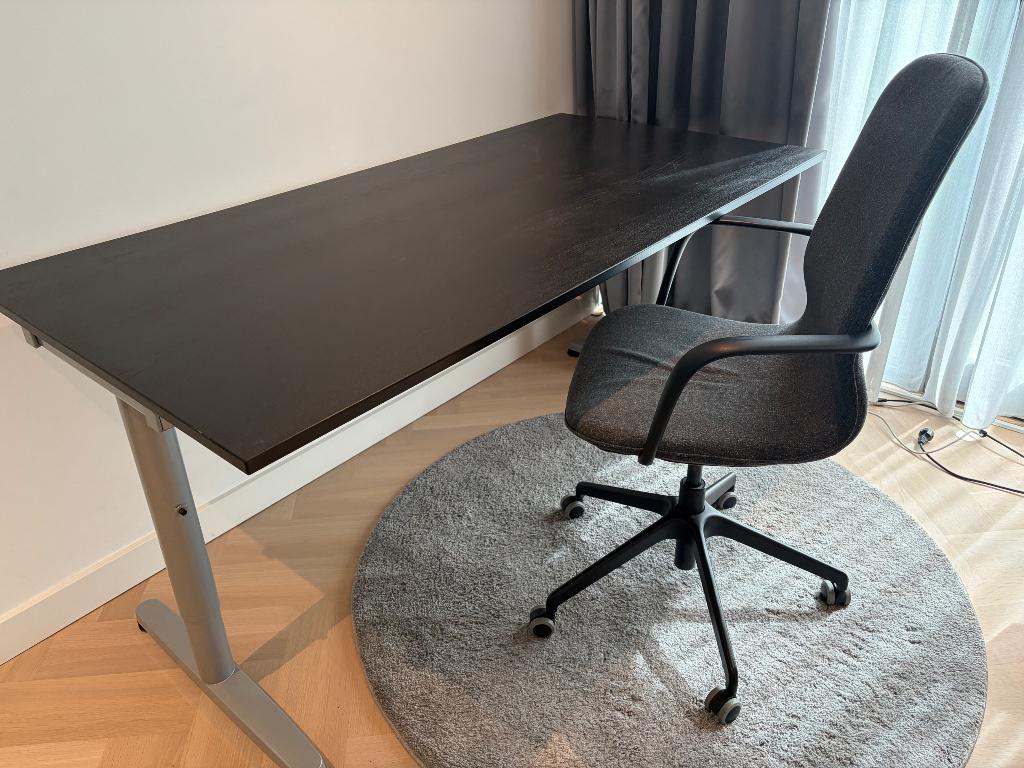 Ikea Galant buro en Langfjall stoel, Huis en Inrichting, Ophalen, Zwart, 160 cm, Gebruikt