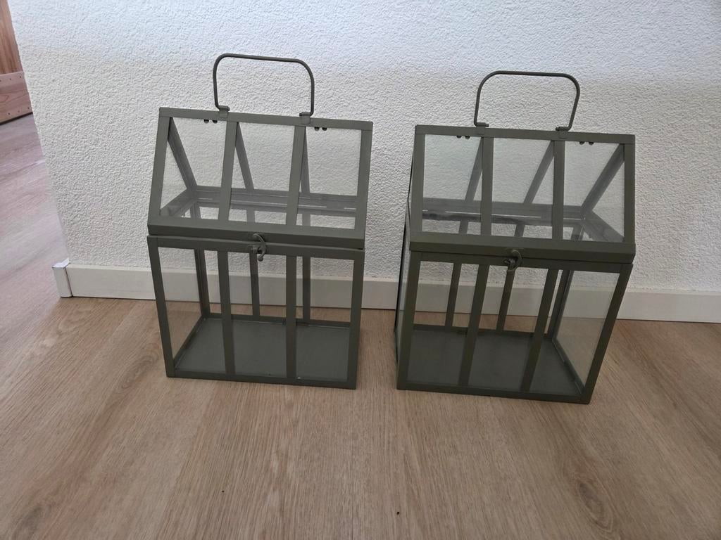 Twee lantaarns, Ophalen, Zo goed als nieuw