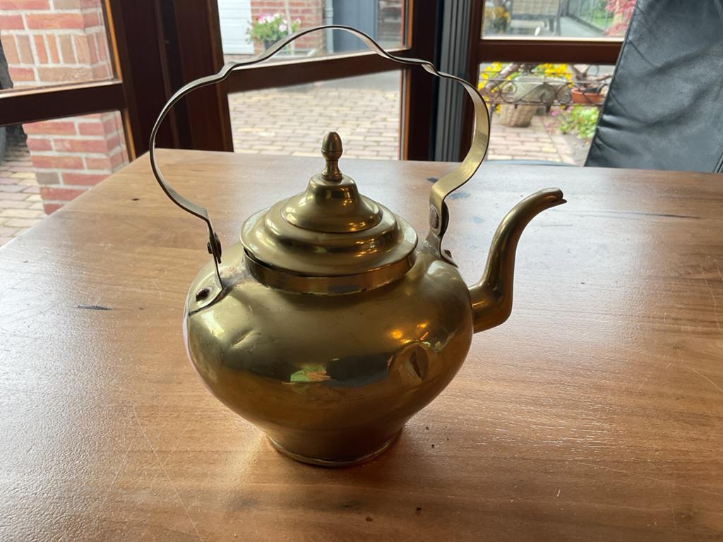 Antieke messing peervormige waterketel met hengsel, Ophalen of Verzenden