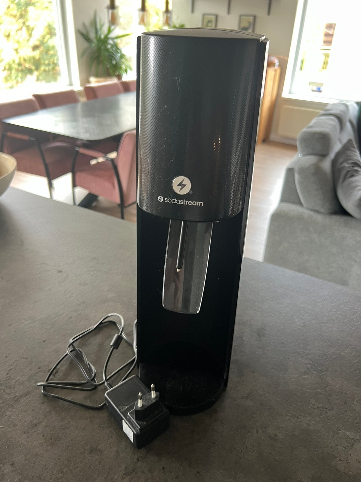 Sodastream e-terra zwart, Witgoed en Apparatuur, Bruiswatermachines, Ophalen, Zo goed als nieuw
