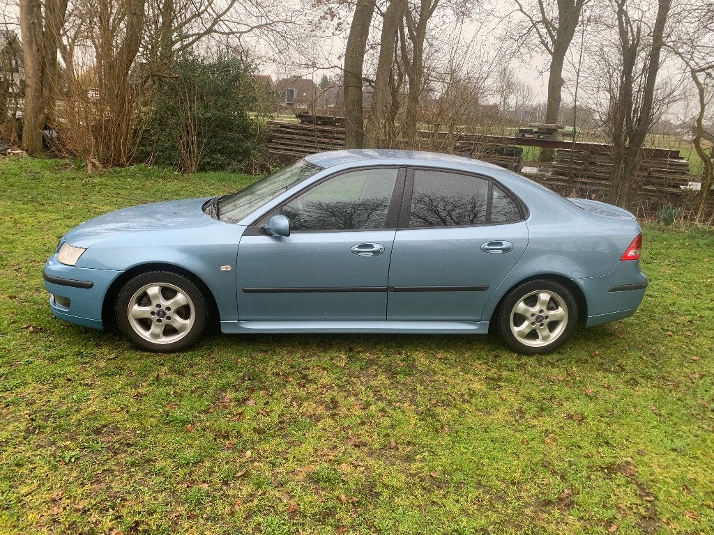 93 TDI VECTOR SEDAN  150 PK VELE OPTIES LOOPT PERFECT 2007, Auto's, Saab, Voorwielaandrijving, 4 cilinders, Blauw, Navigatiesysteem