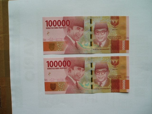 1709. Indonesia, 2X100.000 rupiah2016(2017)UNCSoekarno-Hatta, Verzenden, Zuidoost-Azië, Setje