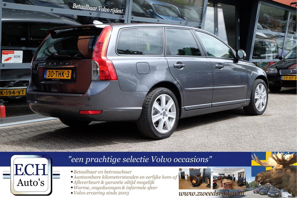 Volvo V50 2.0 145 pk Limited Edition, Leer Dealer-onderhoude, Auto's, Volvo, Gebruikt, 4 cilinders, Met garantie (alle), Automatische klimaatregeling