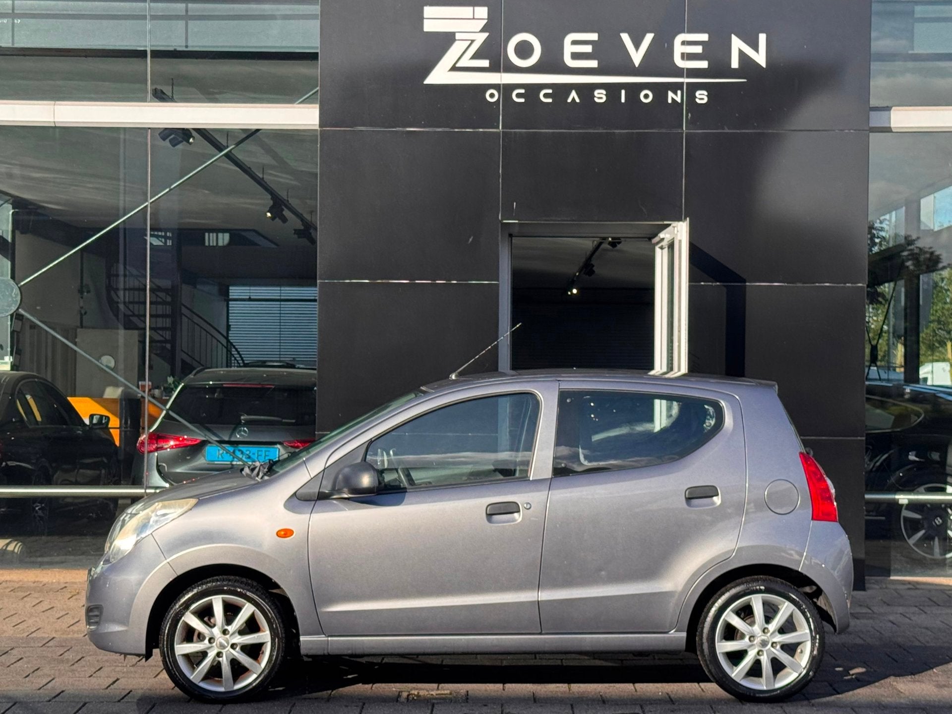 Suzuki Alto Suzuki Alto 1.0 Comfort | 5-DEURS | ZUINIG | LAG, Voorwielaandrijving, Euro 5, Stof, Gebruikt