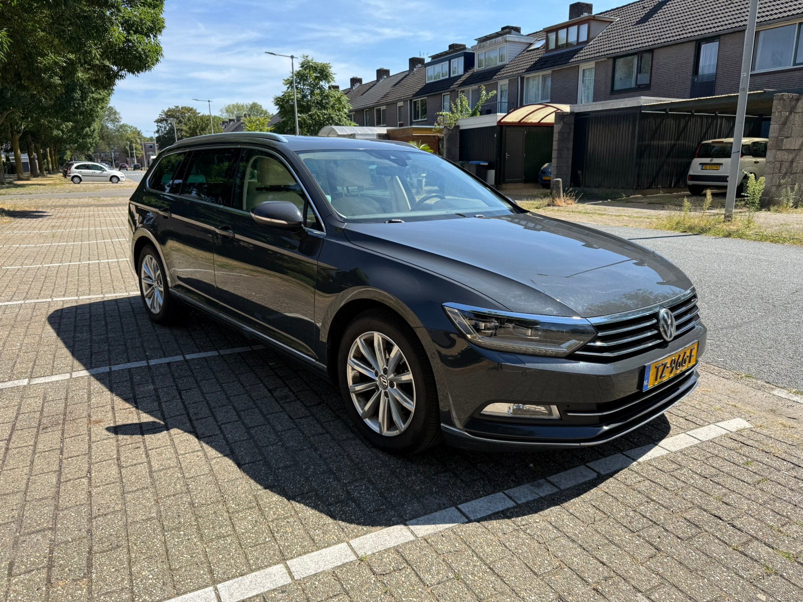 Volkswagen Passat 2.0 TDI 140KW Variant 4M DSG 2015 Grijs, Auto's, Euro 6, 2000 kg, 1481 kg, Leder