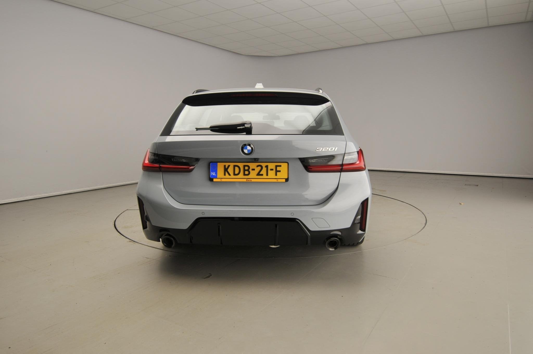 BMW 3 Serie Touring 320i | M-Sportpakket | LED | Navigatie |, Auto's, Automaat, Gebruikt, 4 cilinders, Met garantie (alle)