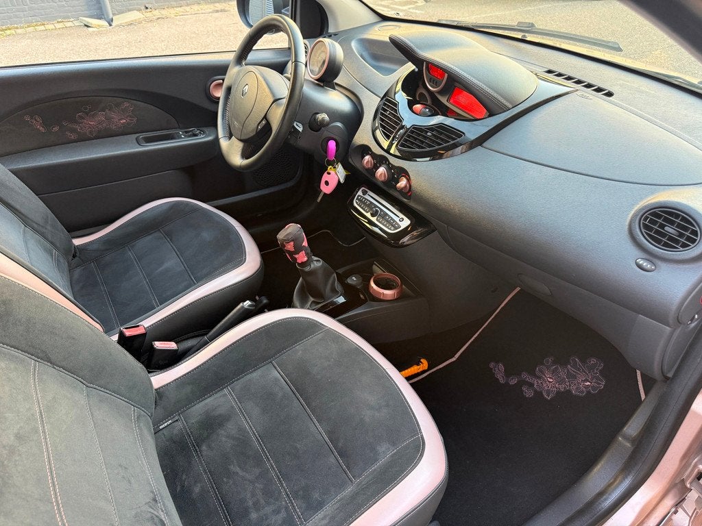 Renault Twingo 1.2-16V Miss Sixty Airco Cruise PDC Bluetooth, Auto's, Twingo, Gebruikt, Huisgarantie, Met garantie (alle)