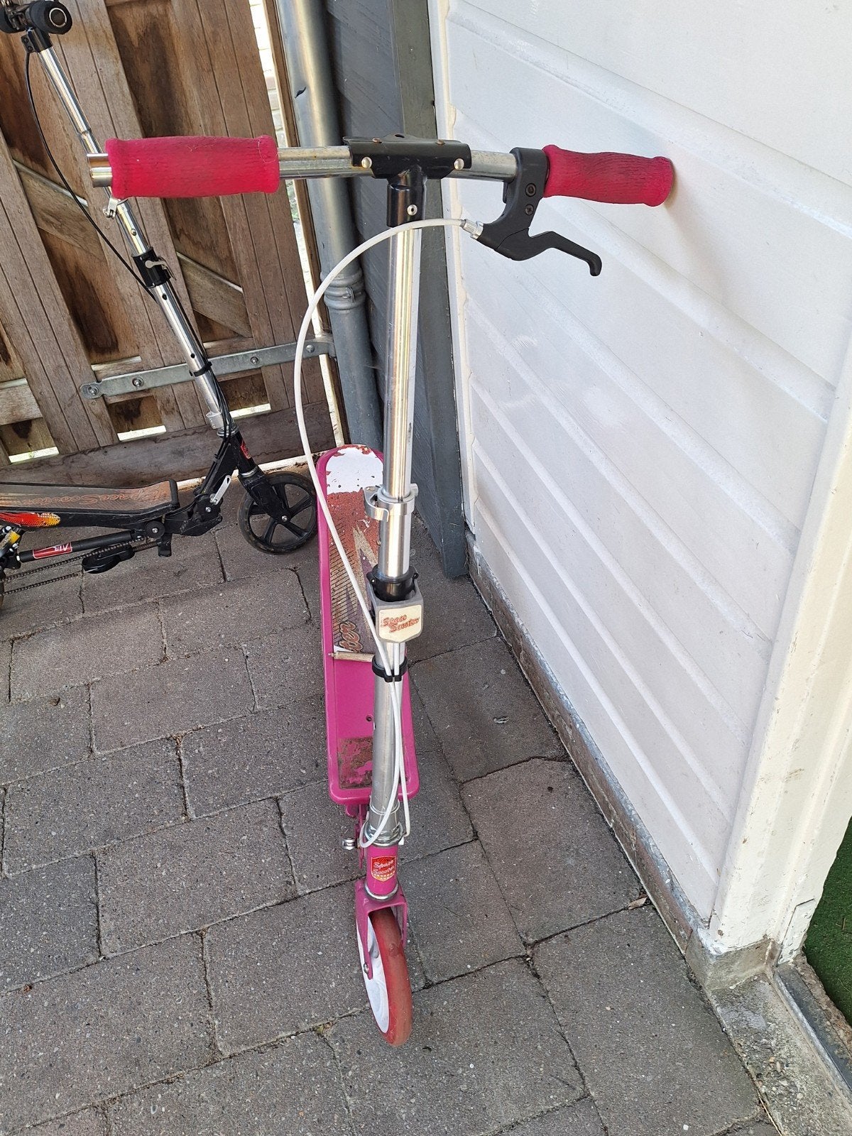 Twee gebruikte steps met zitje - ideaal voor plezier!, Ophalen, Gebruikt, Overige typen, Onbekend