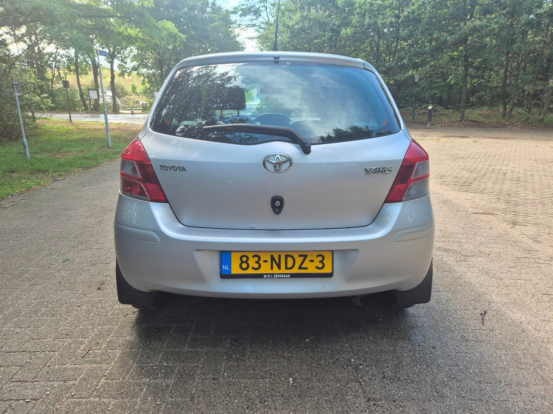Toyota Yaris 1.0 VVTi Acces Airco 5 deurs, Voorwielaandrijving, Euro 5, Stof, Elektrische ramen