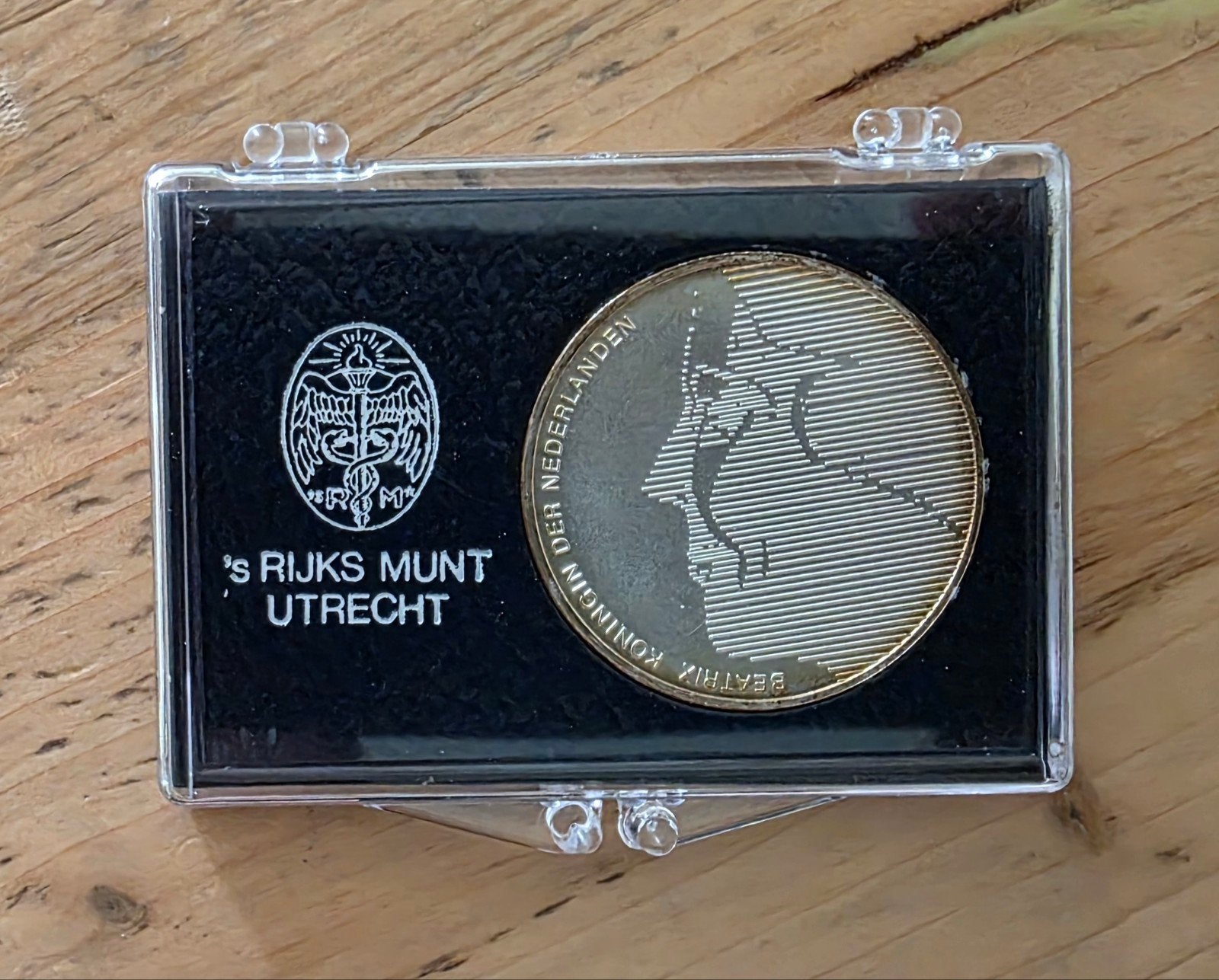 Zilveren 50 gulden Herdenkingsmunt, Postzegels en Munten, Ophalen of Verzenden, Koningin Beatrix, 50 gulden