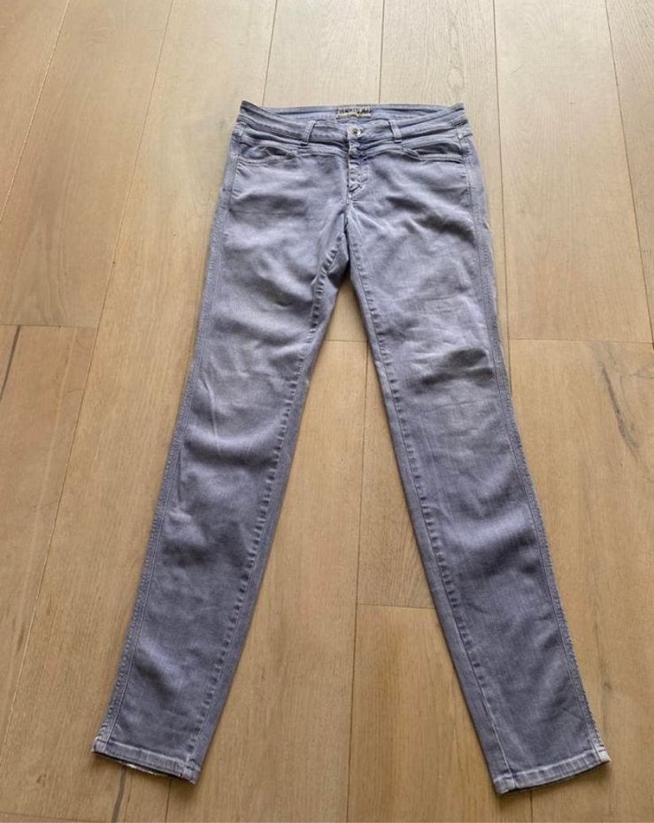 Closed spijkerbroek lila 32 nieuwstaat M, Ophalen of Verzenden, Zo goed als nieuw, Overige kleuren, W30 - W32 (confectie 38/40)