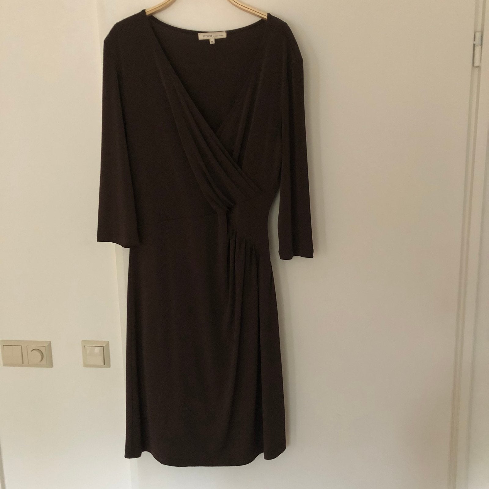 Jurkje stroke bruin travel stof, Kleding | Dames, Bruin, Maat 42/44 (L), Ophalen of Verzenden, Zo goed als nieuw