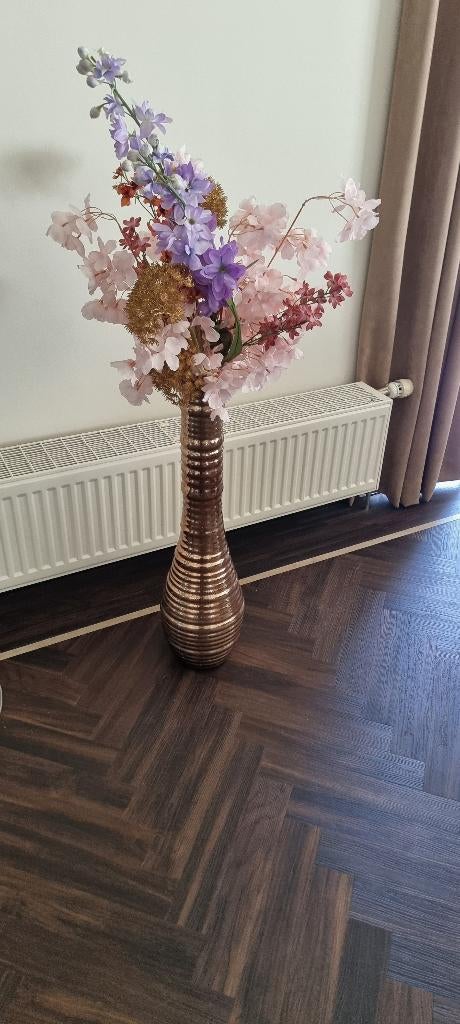 Grote vaas met zijde bloemen, Ophalen of Verzenden, Zo goed als nieuw, Overige kleuren, Glas