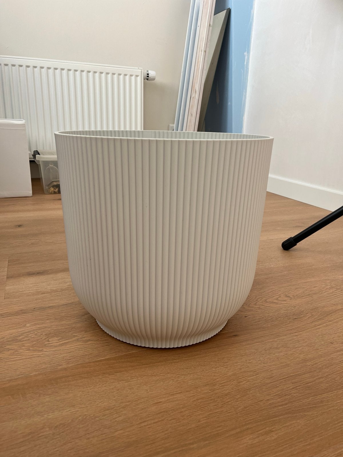 Elho Vibes Fold Bloempot Rond Wielen 35cm Zijde Wit, Kunststof, Rond, Binnen, Zo goed als nieuw