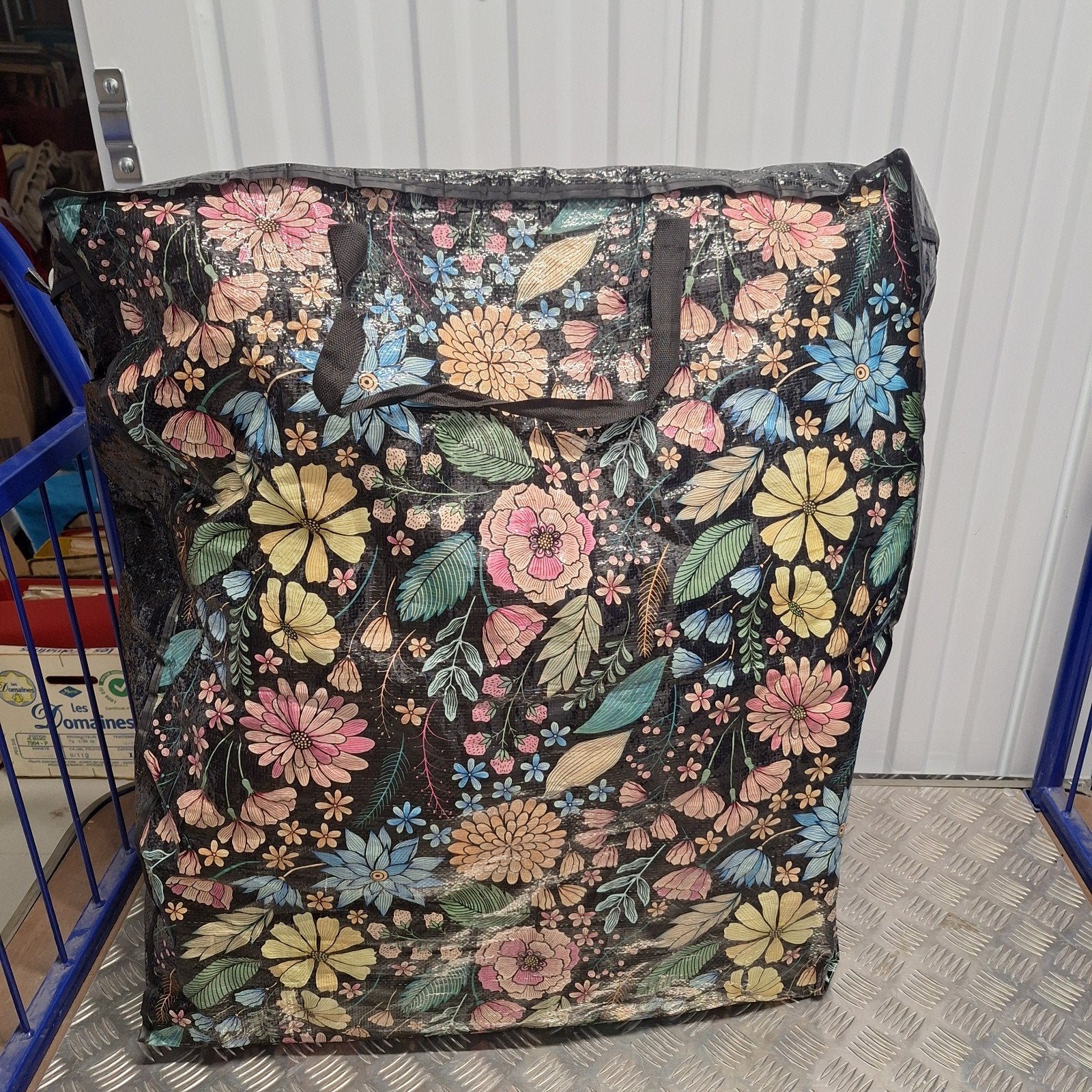 Mega XL tas vol vintage en nieuwe  schoenen & tassen, Ophalen of Verzenden