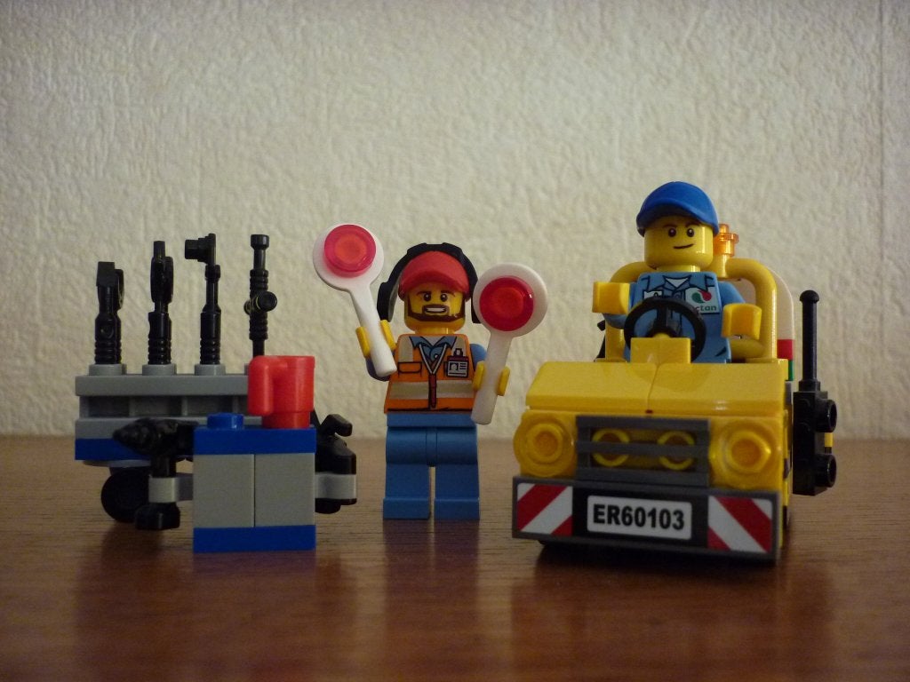 Foto 6 van Lego City 60103 - Vliegveld Luchtvaartshow