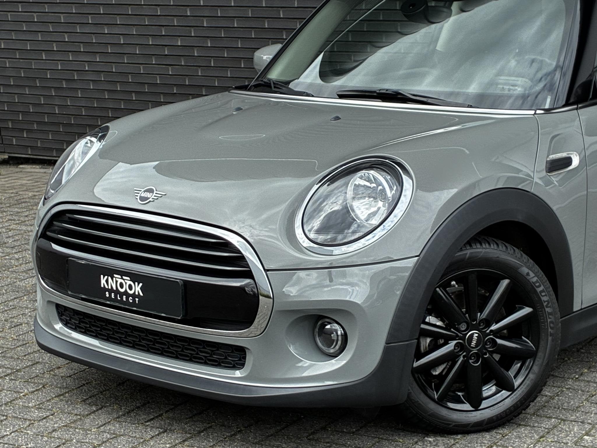 MINI Hatchback Cooper 3 deurs / Airconditioning / Bluetooth, Voorwielaandrijving, Gebruikt, 4 stoelen, 49 €/maand