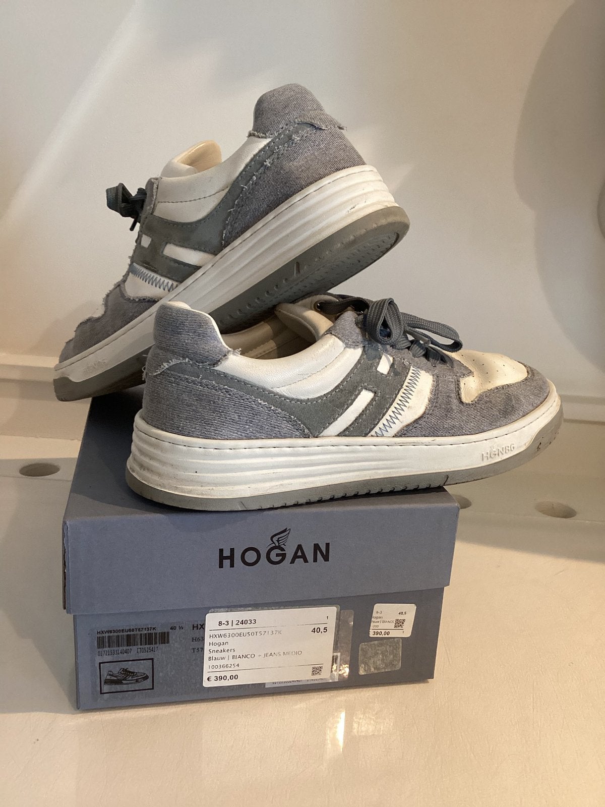 Hogan sneakers maat 40,5/42, Kleding | Dames, Schoenen, Ophalen of Verzenden, Zo goed als nieuw, Sneakers of Gympen