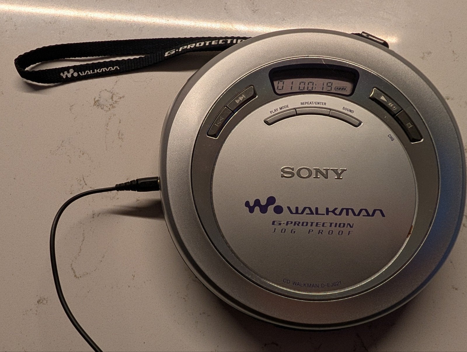 Vintage Sony Discman D-EJ621 met originele oortjes, Ophalen of Verzenden, Discman