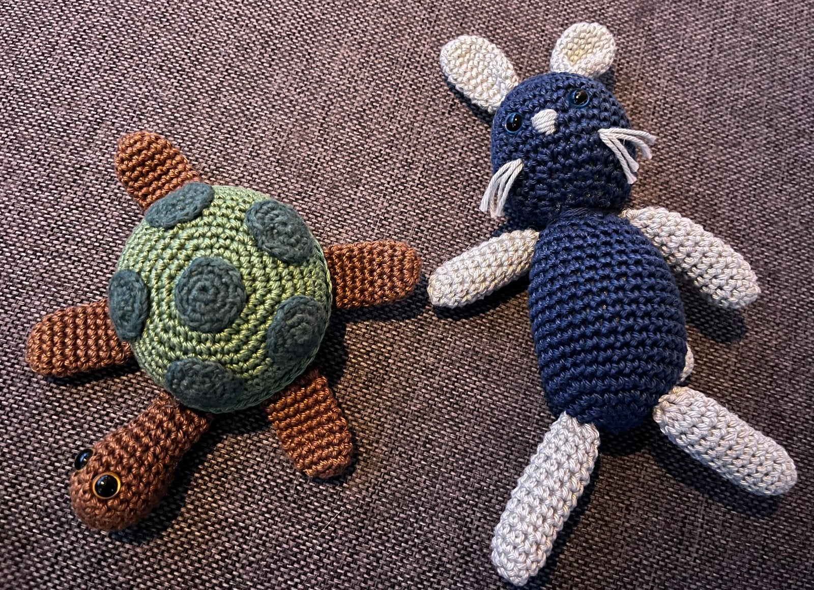 Gehaakte knuffels: schildpad en konijn, Ophalen of Verzenden, Nieuw, Haken, Overige typen