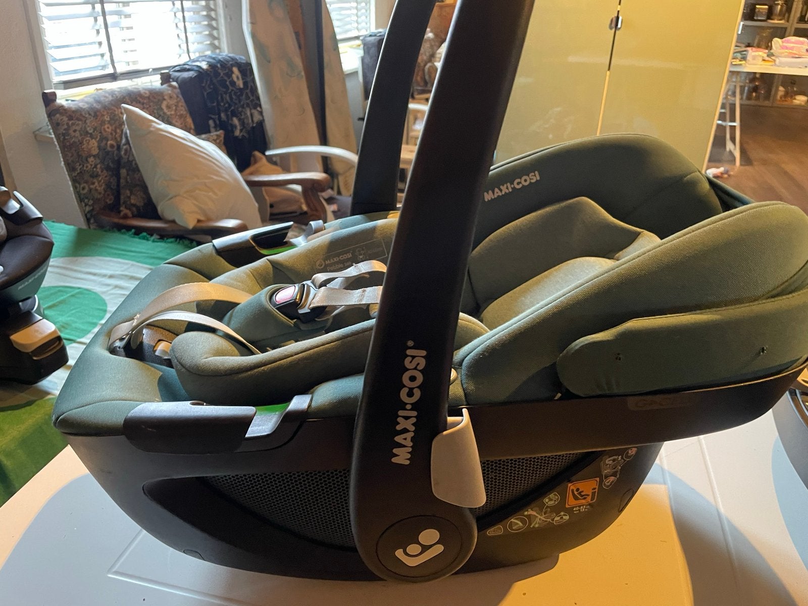 Maxi-Cosi Pebble 360 i-Size & FamilyFix 360 base set, Ophalen, Autogordel of Isofix, Zijbescherming, Zo goed als nieuw