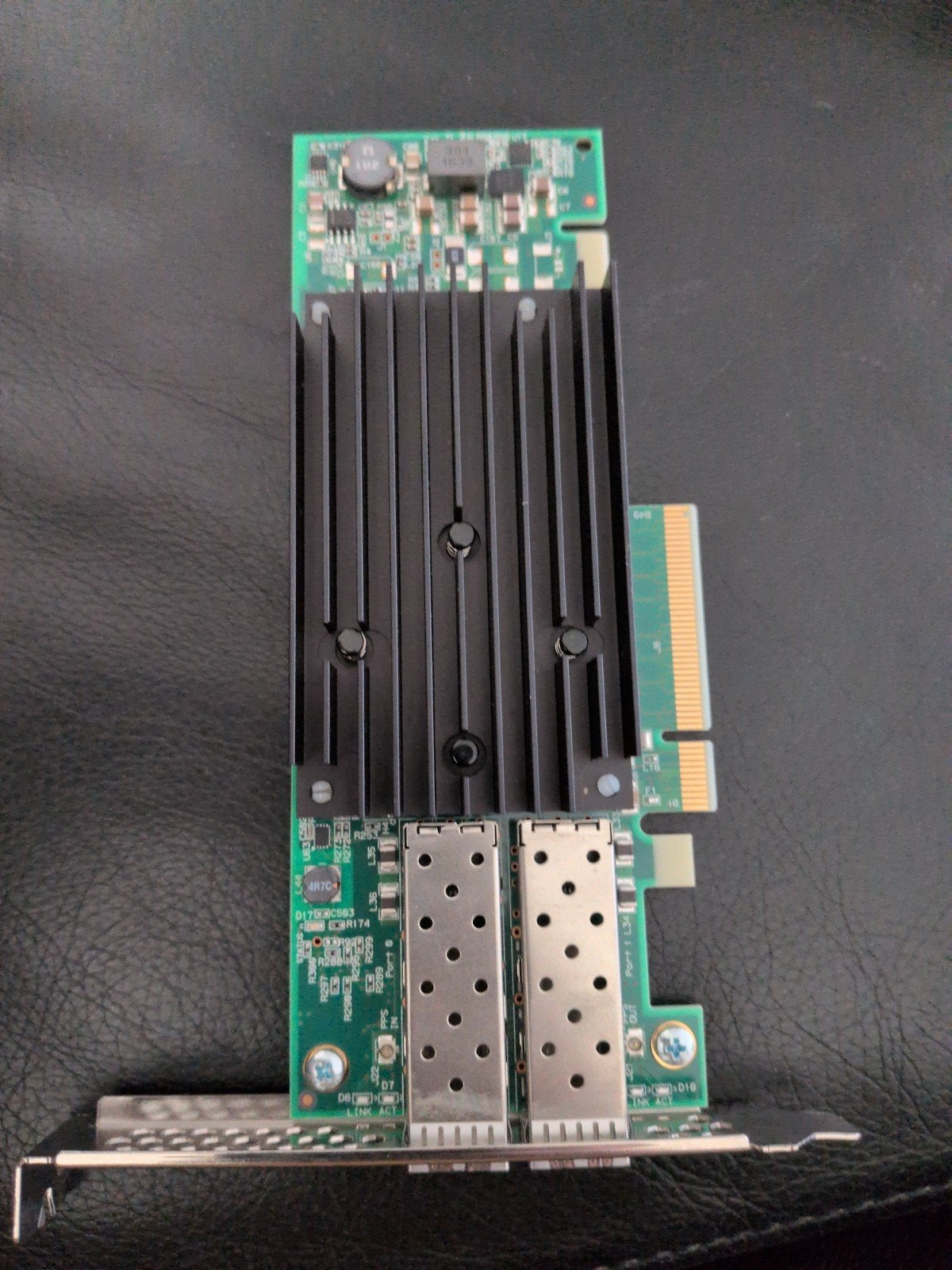 Dual-Port SFP+ PCIe netwerk Adapter - 10Gbps Netwerkkaart, Computers en Software, Netwerkkaarten, Ophalen of Verzenden, Gebruikt