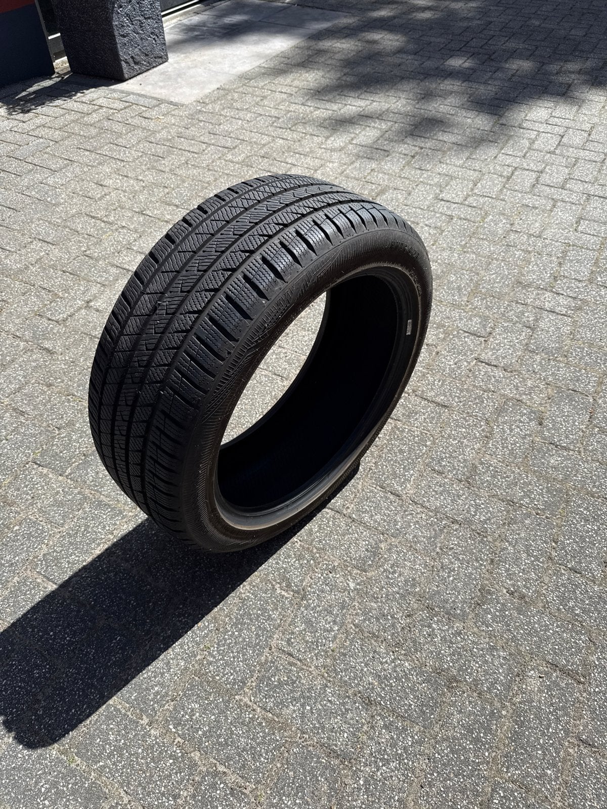 Vredestein Quatrac Pro All Season banden 235/45 R19 99Y, Gebruikt, 235 mm, All Season, Band(en)