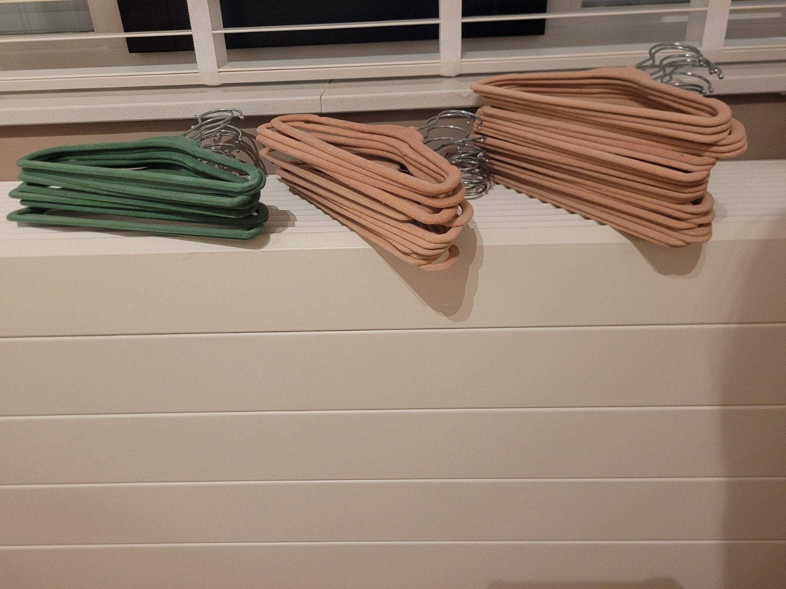 Kledinghangers - Set van 30 stuks (groen en roze), Ophalen