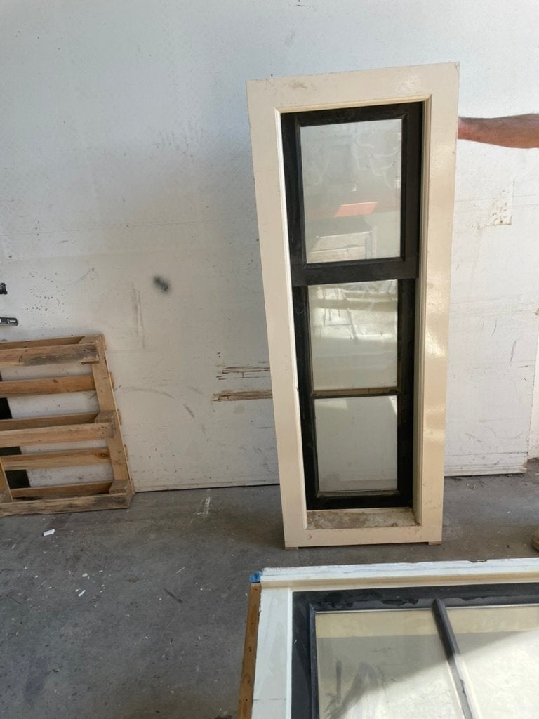 2 kozijnen met ramen, Doe-het-zelf en Verbouw, Ophalen, Gevelraam of Ruit, Minder dan 80 cm, 120 tot 160 cm