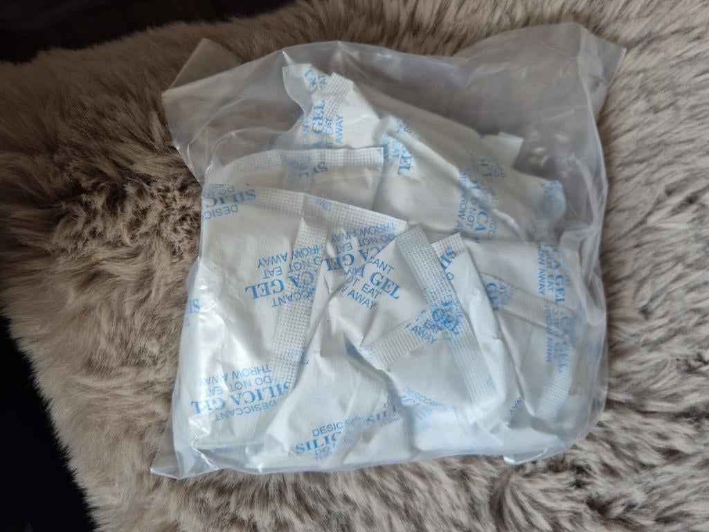 Silica gel zakjes nieuw in verpakking 10x50gram, Ophalen of Verzenden, Nieuw