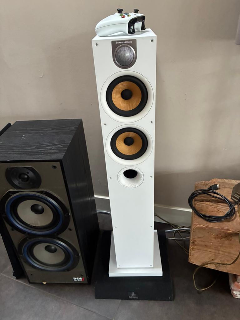B&W 684 S2 wit, Audio, Tv en Foto, Luidsprekers, Ophalen, Zo goed als nieuw, Bowers & Wilkins (B&W), 120 watt of meer