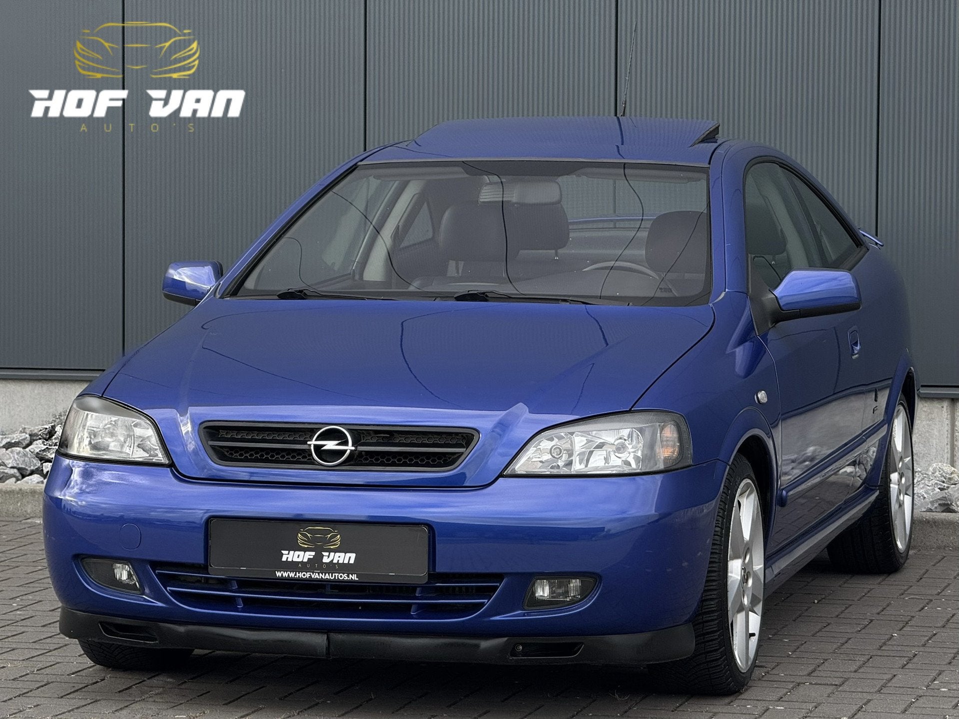 Opel Astra 2.0-16V Turbo Bertone|Irmscher|192PK|Youngtimer|1, Voorwielaandrijving, 1998 cc, Gebruikt, Zwart