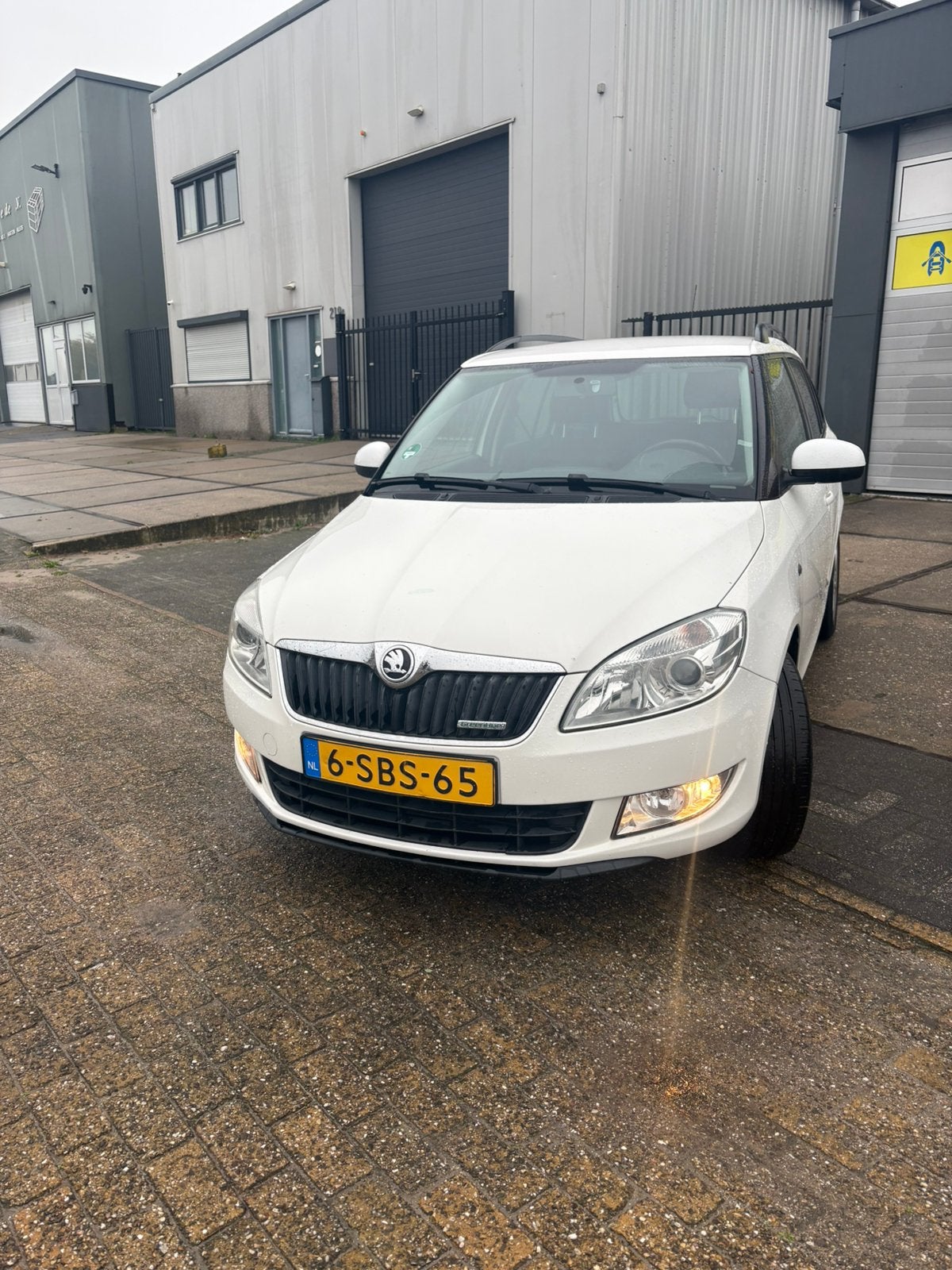 Skoda Fabia 1.2 TDI 55KW Greenline Combi 2013 Wit, Auto's, Voorwielaandrijving, 1199 cc, Wit, Origineel Nederlands