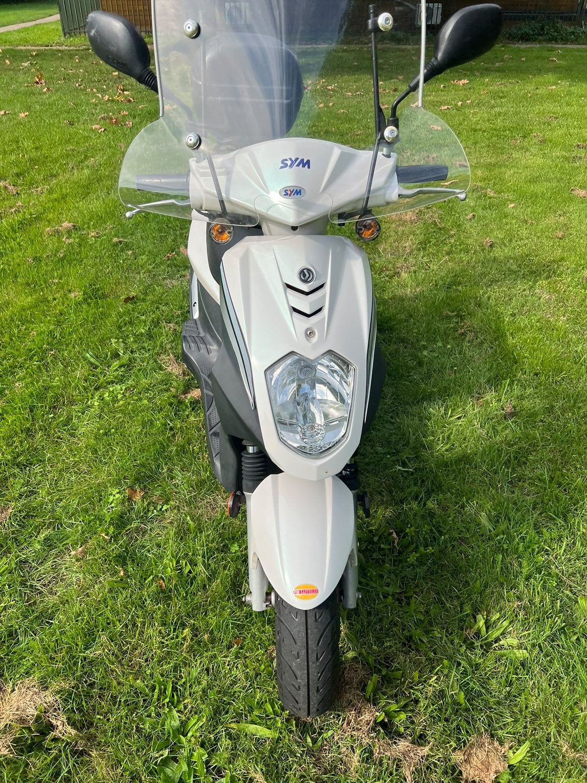 Sym orbit 2, Ophalen, Maximaal 45 km/u, Zo goed als nieuw, Benzine