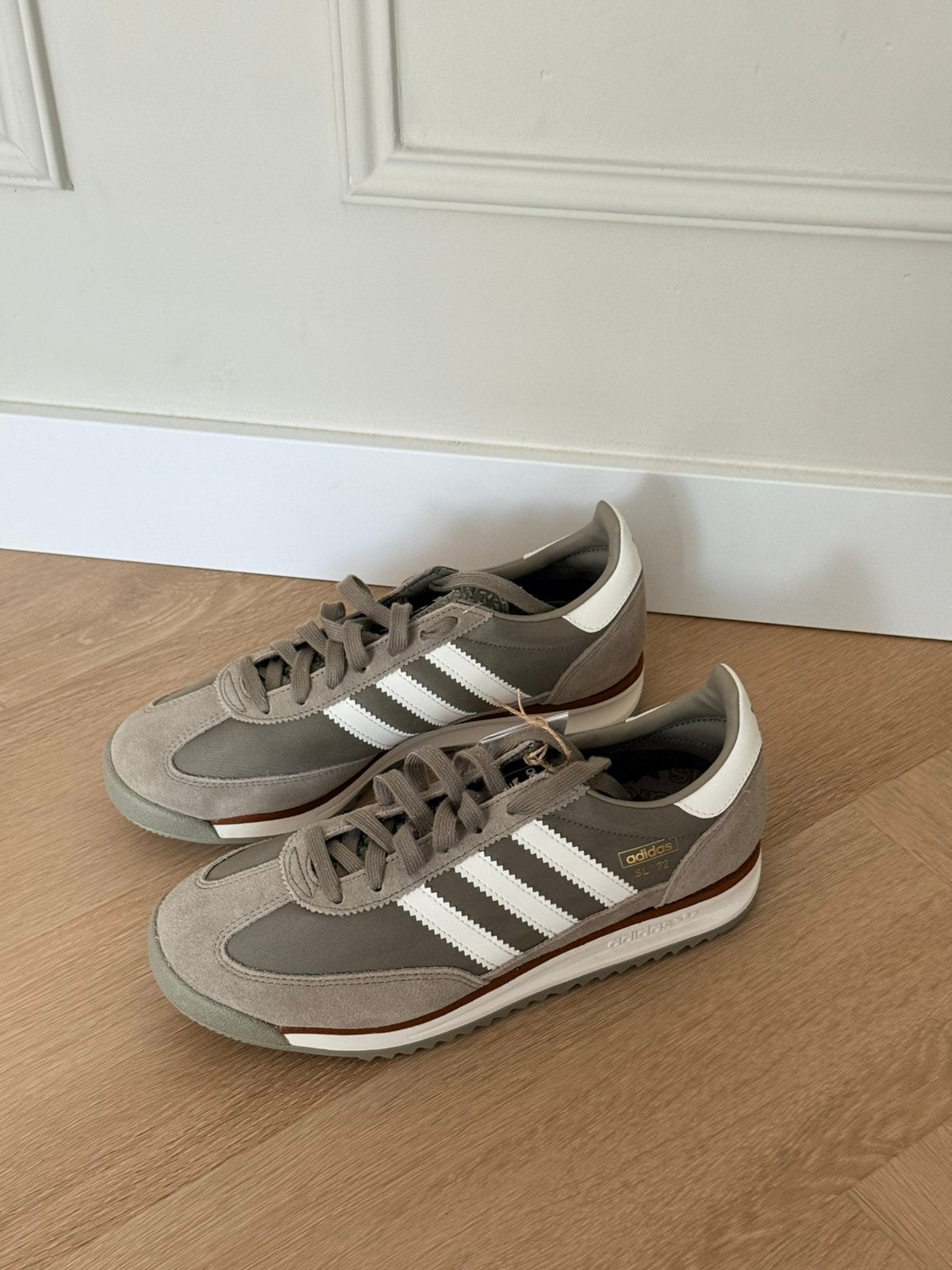 Adidas Originals SL 72 Grijs/Beige Suède Sneakers, Adidas, Beige, Nieuw, Ophalen of Verzenden