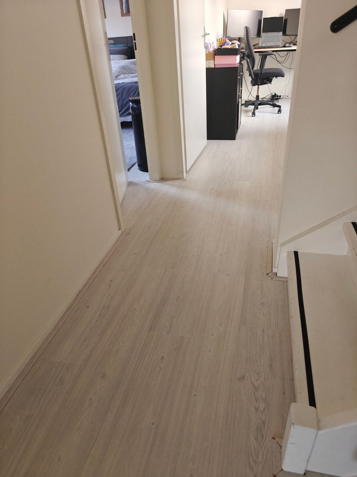 GRATIS - laminaat, diverse maten en kleuren, Ophalen, Gebruikt, Vloerdelen of -planken, 10 m² of meer