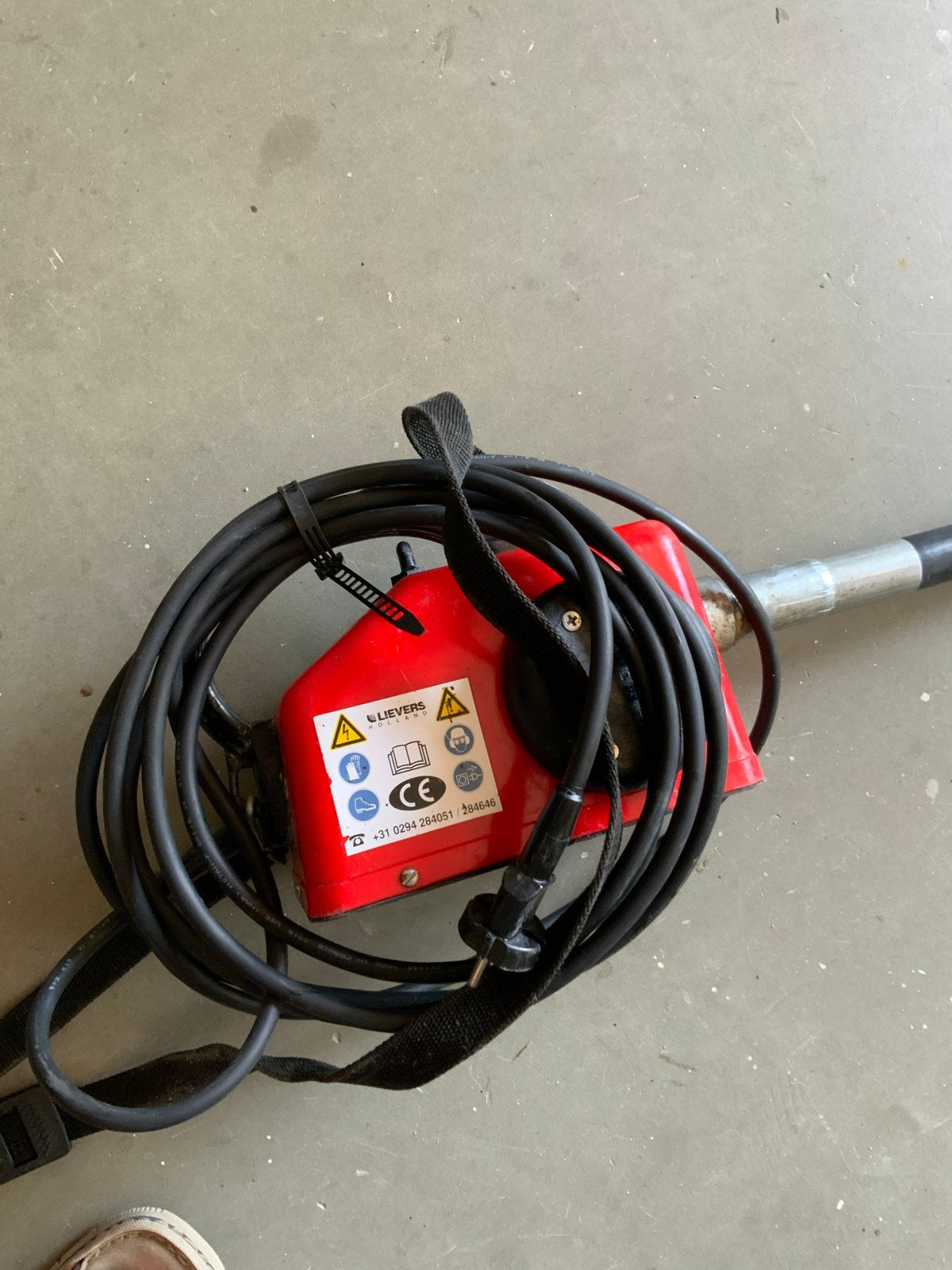 Lievers P-14 Beton trilnaald 230V, Ophalen, Gebruikt