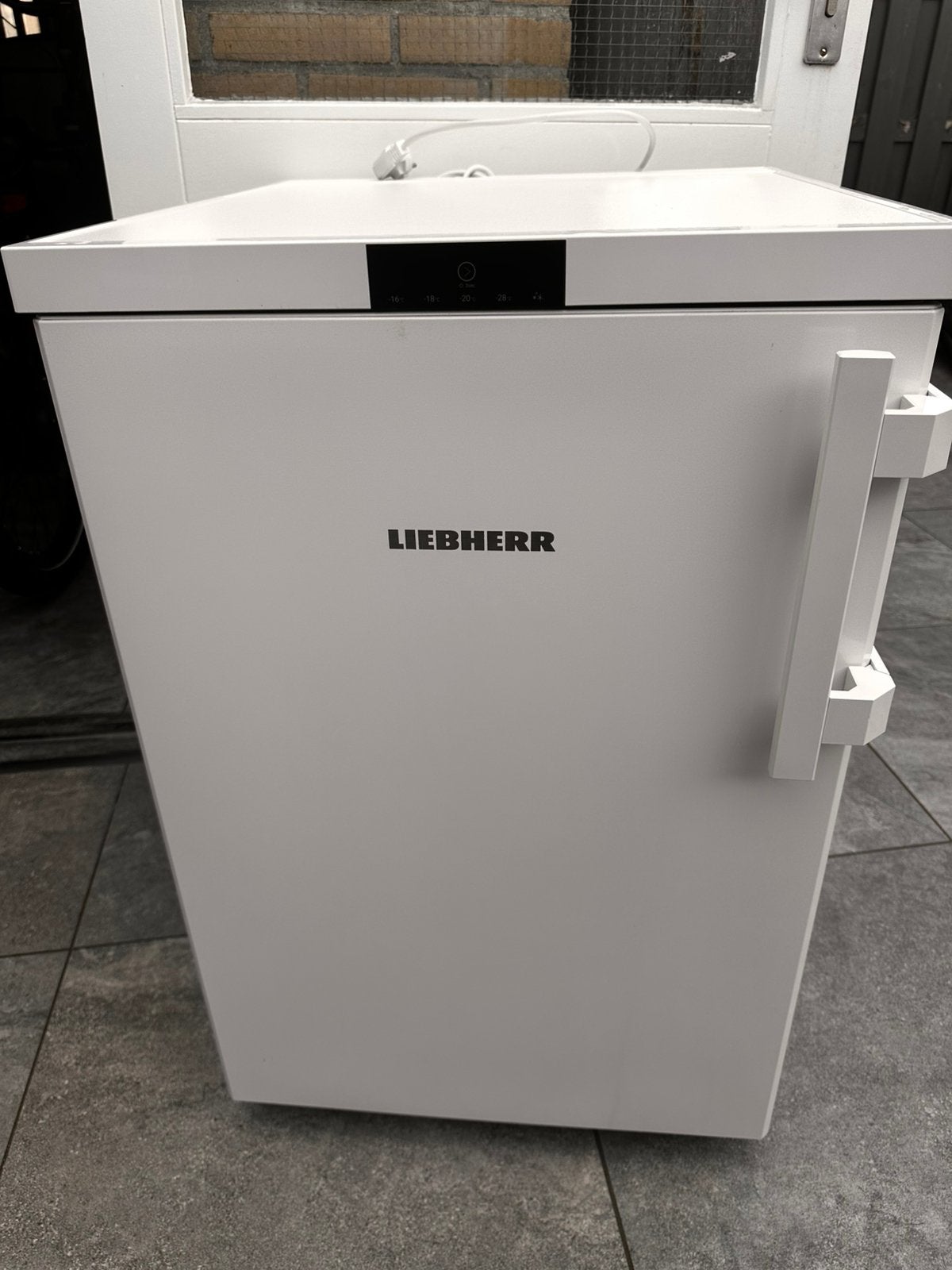 Iiebherr vriezer tafelmodel, Witgoed en Apparatuur, Minder dan 85 cm, Minder dan 60 cm, Zo goed als nieuw, Energieklasse A of zuiniger