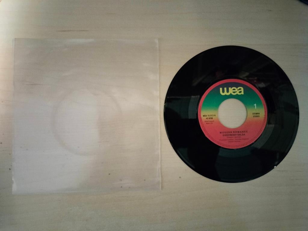 Modern Romance - Everybody salsa / Salsa rappsody, Gebruikt, 7 inch, Single, Ophalen of Verzenden