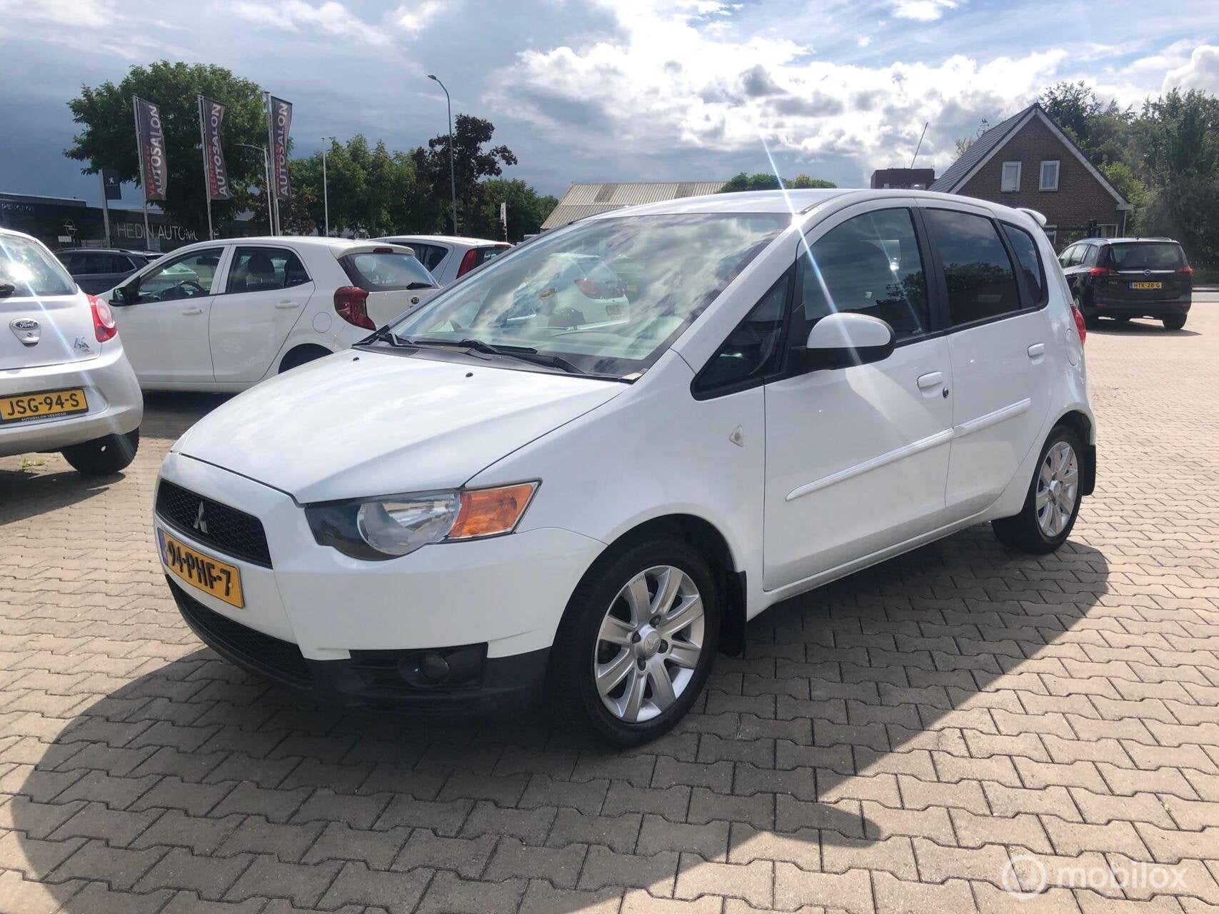 Mitsubishi Colt 1.3 Edition Two Ell Pakk Airco Lmv Trh, Auto's, Voorwielaandrijving, Euro 5, Stof, Gebruikt