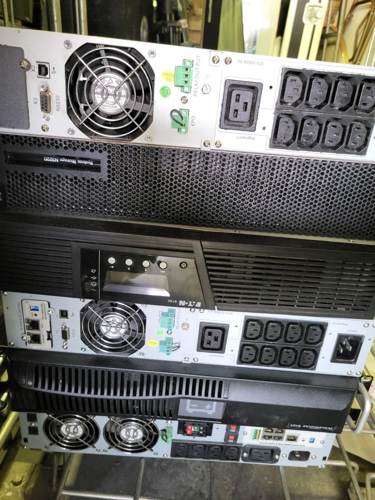 Eaton Powerware UPS en IBM System Storage N3220, Computers en Software, Ophalen